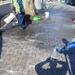 インターロッキングブロック洗浄中